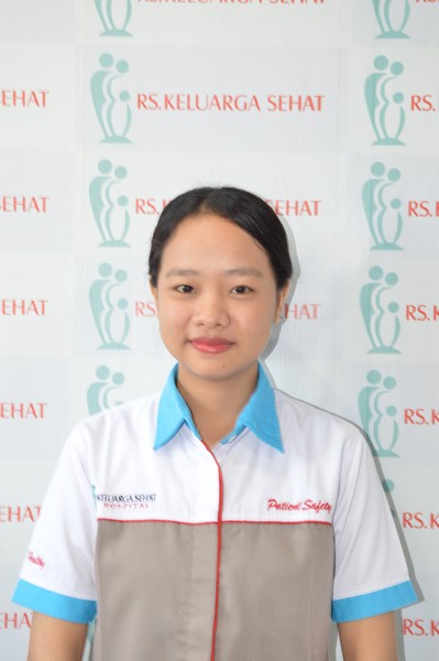 Risma Helmi Damayanti, AMG