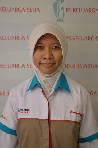 Zarah Dewi Puspitasari, AMG