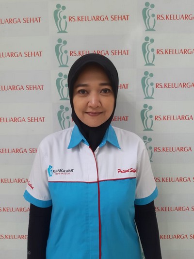 Sri Retno Wardani, AMd