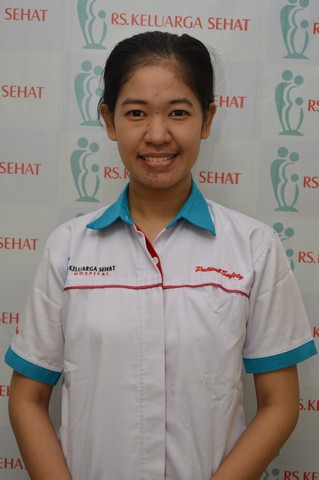 Nisa Gita Irawati, S. Farm, Apt